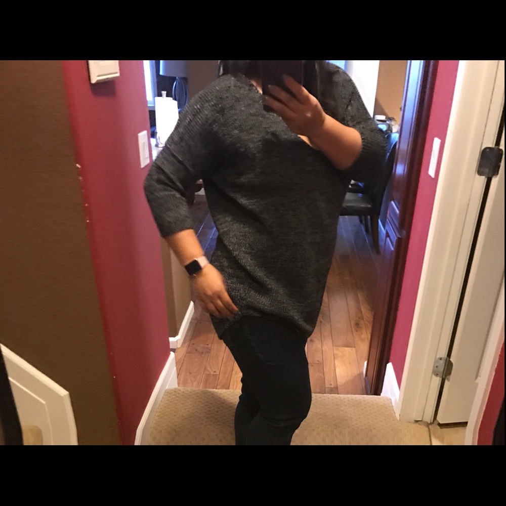 Express Sweater - Picture 6 of 6