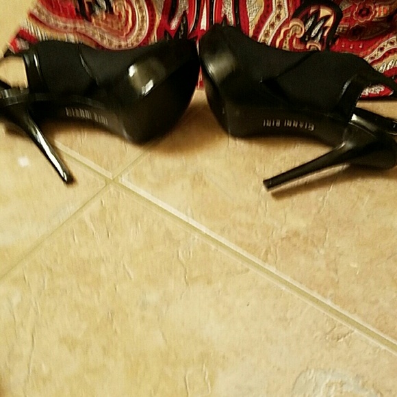 SALE! Giani Bernini 👀Peep Toe Slingbacks - Picture 3 of 7