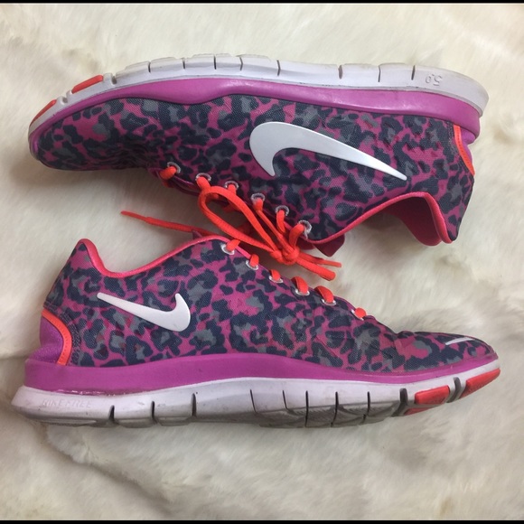 Nike Shoes - Rare Magenta Leopard Nike Free 5.0