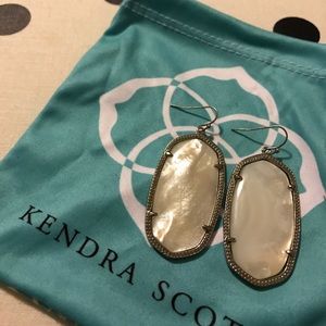 Kendra Scott Danielle earrings