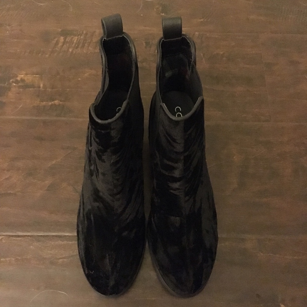 Coconuts by Matisse Bootie