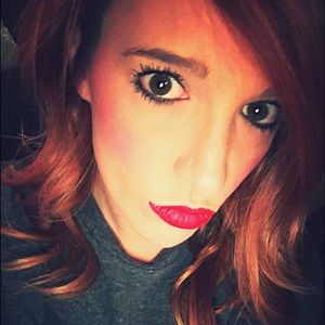 Meet your Posher, Mallory