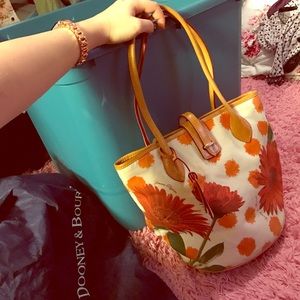 Dooney & Bourke Zinnia Elegans daisy purse