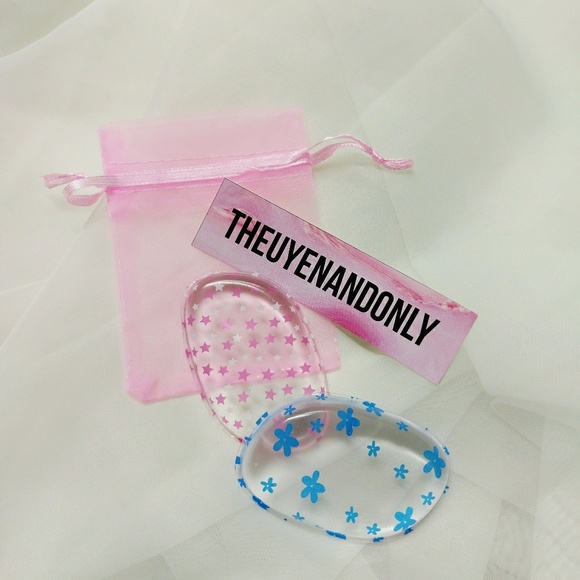 (2) NEW Silicone Sponge Silisponge Make Up Blender - Picture 2 of 7