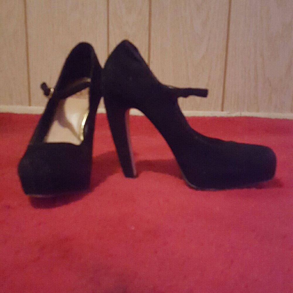 Dolce vita black heels 7.5
