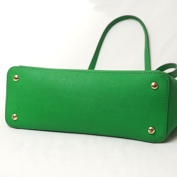 Michael Kors Jet Set Zipper CARRYALL Purse HandBag - Picture 2 of 4