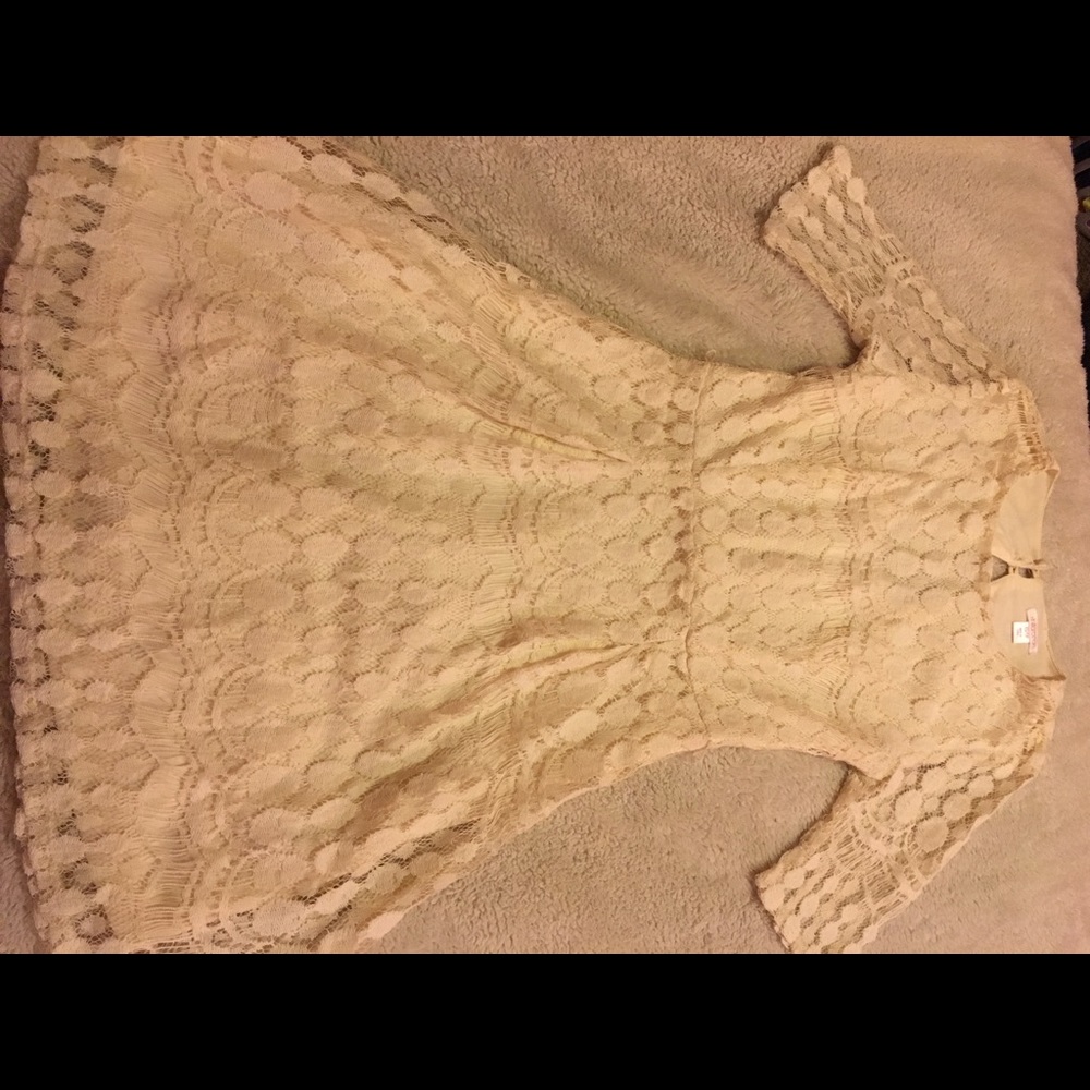 White lace dress