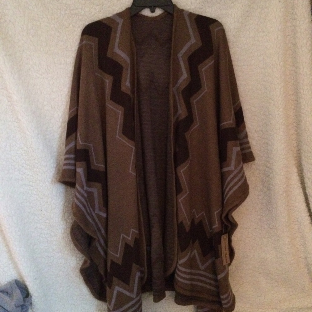 NWT Poncho