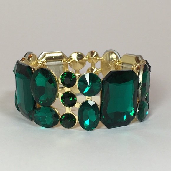 🥗Stonington Bracelet - Gold Tone w Green Crystals - Picture 2 of 2