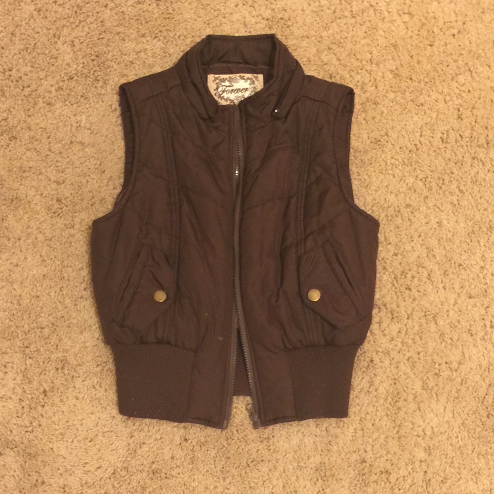 FOREVER 21 mini vest. Size: SMALL