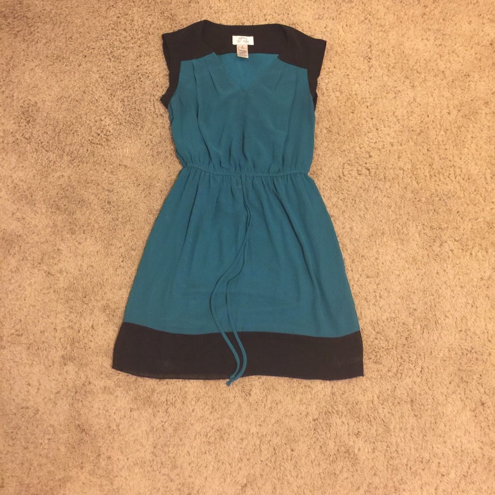 SWEET STORM chic mini dress. Size: SMALL