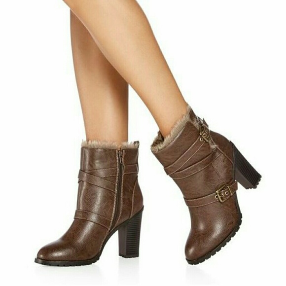 Vanda booties - Picture 2 of 3