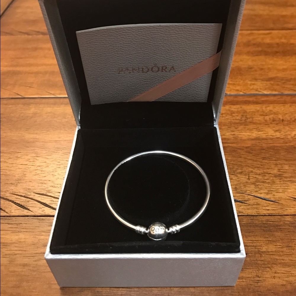 Pandora Bangle Limited Edition