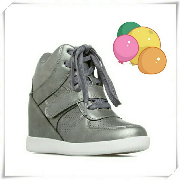 Shoe Dazzle Shoes - Mylene sneakers wedge shoes