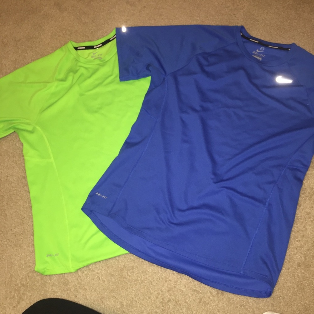 DRI-FIT UNISEX NIKE RUNNING TOP