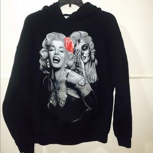 Marylin Monroe Hoodie.