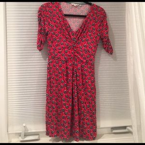 Boden red flower dress size 6, sleeves