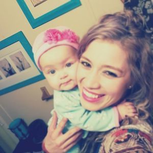 Meet your Posher, Adela