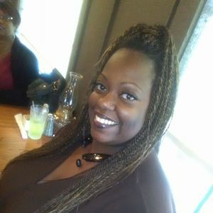 Meet your Posher, Nikki