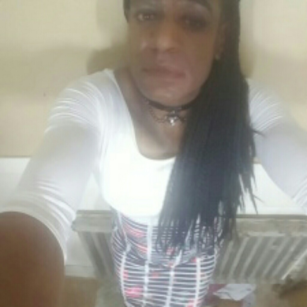 Meet your Posher, Angie