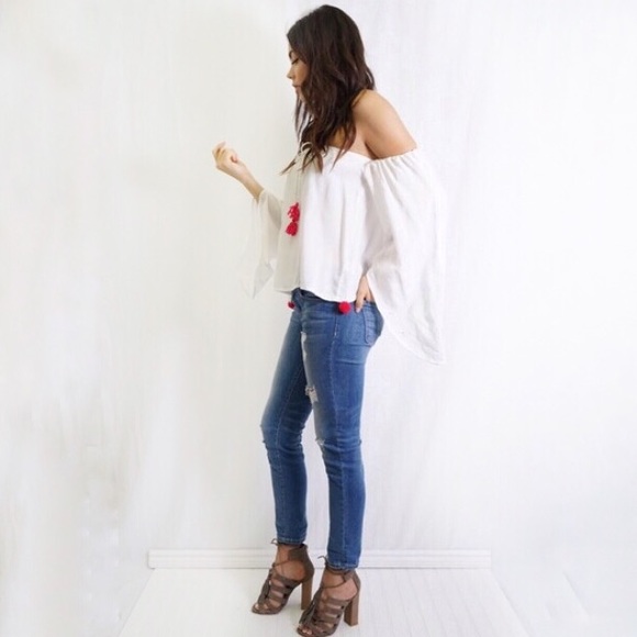 POM POM OPEN BACK COLD SHOULDER LONG SLEEVE TOP - Picture 3 of 3