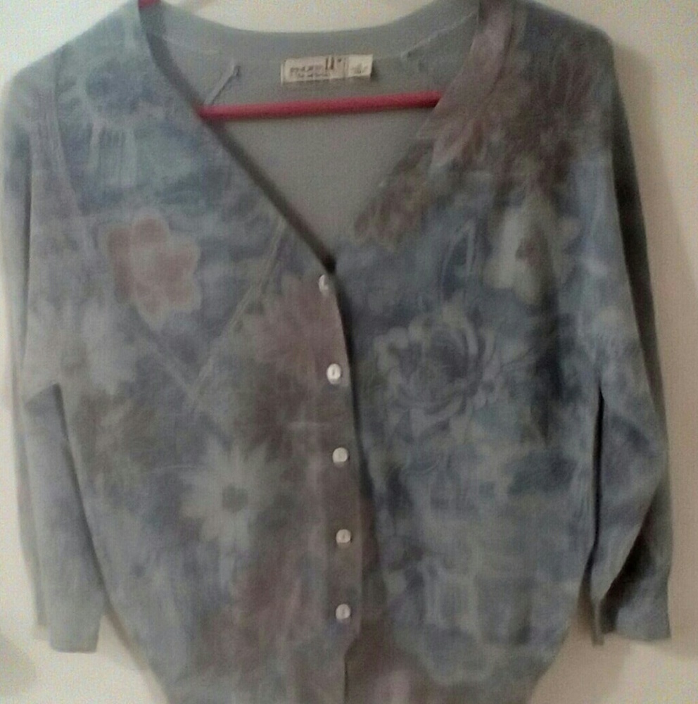 ONE WORLD Cardigan Sweater