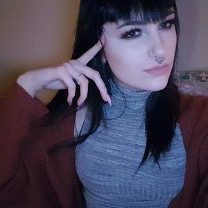 Meet your Posher, Erika