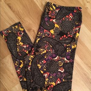 Lularoe Multicolor Paisley TC Leggings, Never Worn