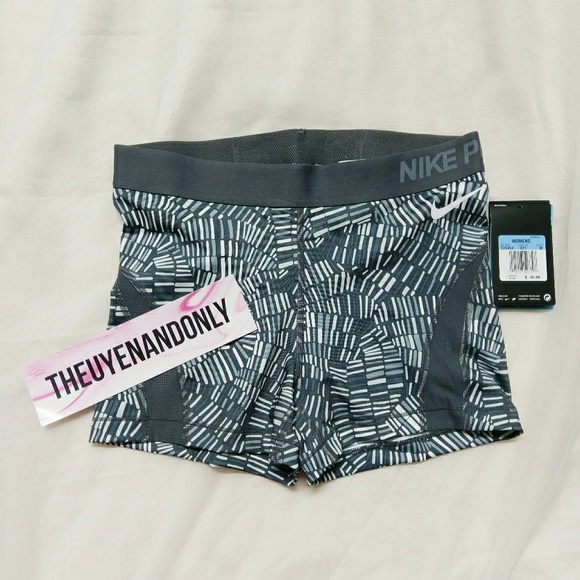 🚫SOLD OUT🚫NWT Nike Pro Shorts Hyper COOL $45 - Picture 3 of 5