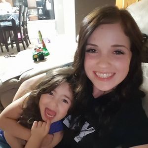 Meet your Posher, Danielle