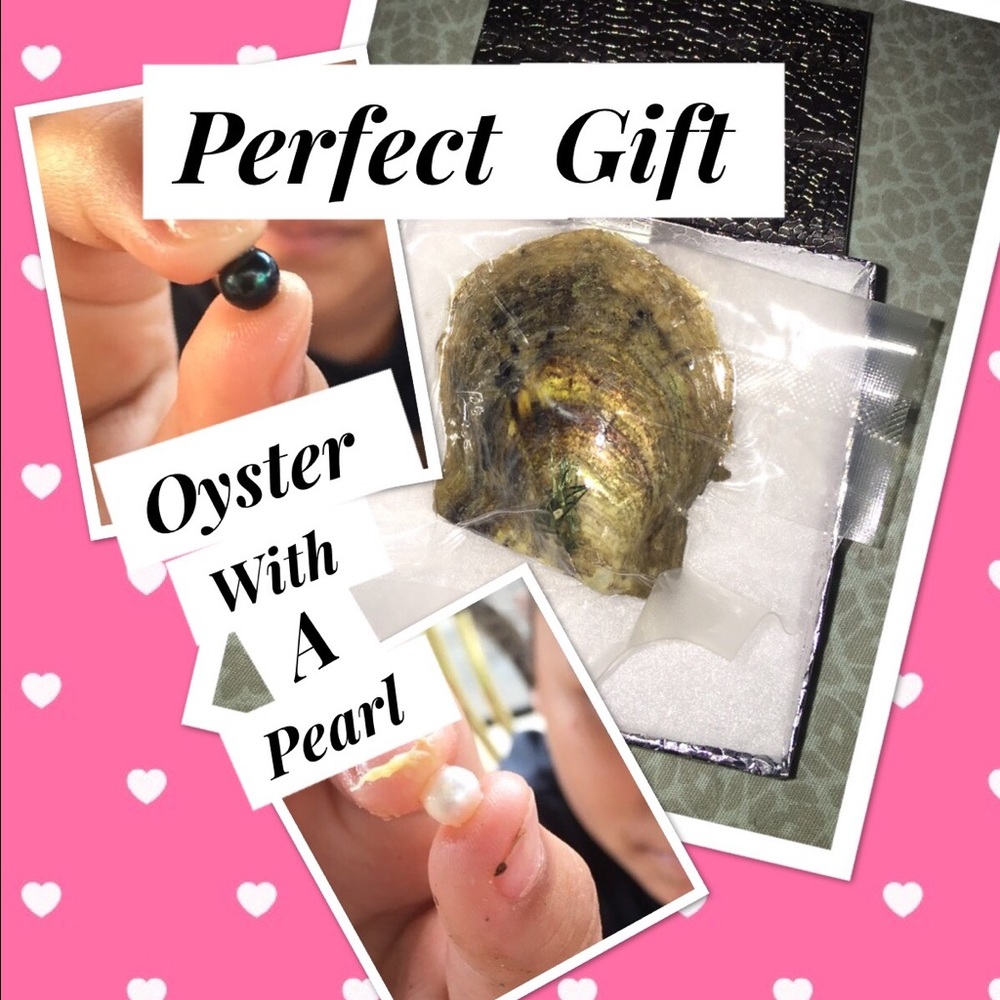 AKOYA OYSTER WITH PEARL