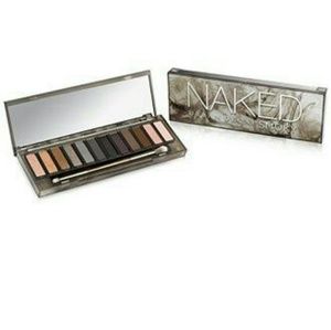 Urban Decay Smoky Palette