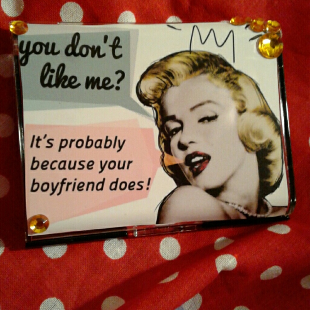Marilyn Monroe blush compact