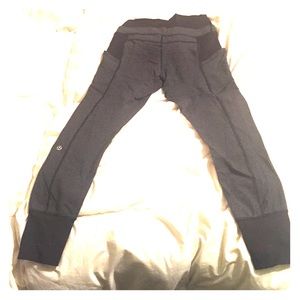 LULULEMON black with white pants (Forget the name)