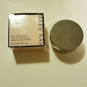 Mary Kay Mineral Powder Foundation beige 1.5