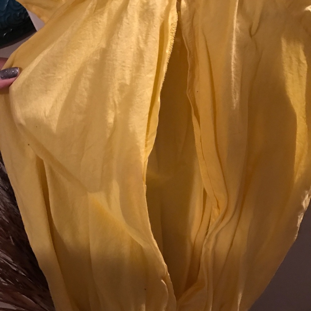 Top - Picture 2 of 2