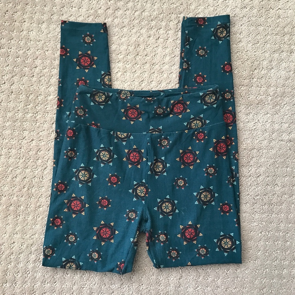 LuLaRoe OS Leggings Forest Green - China made