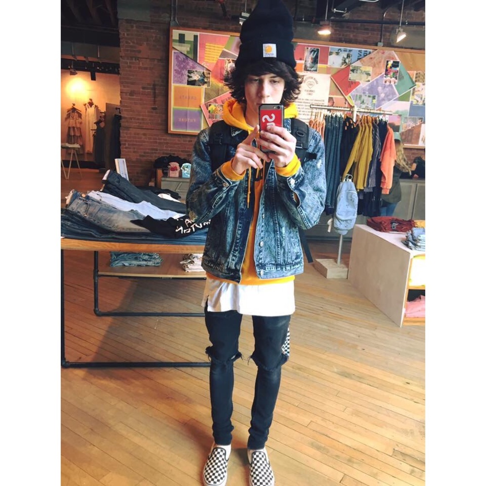 Meet your Posher, Alan