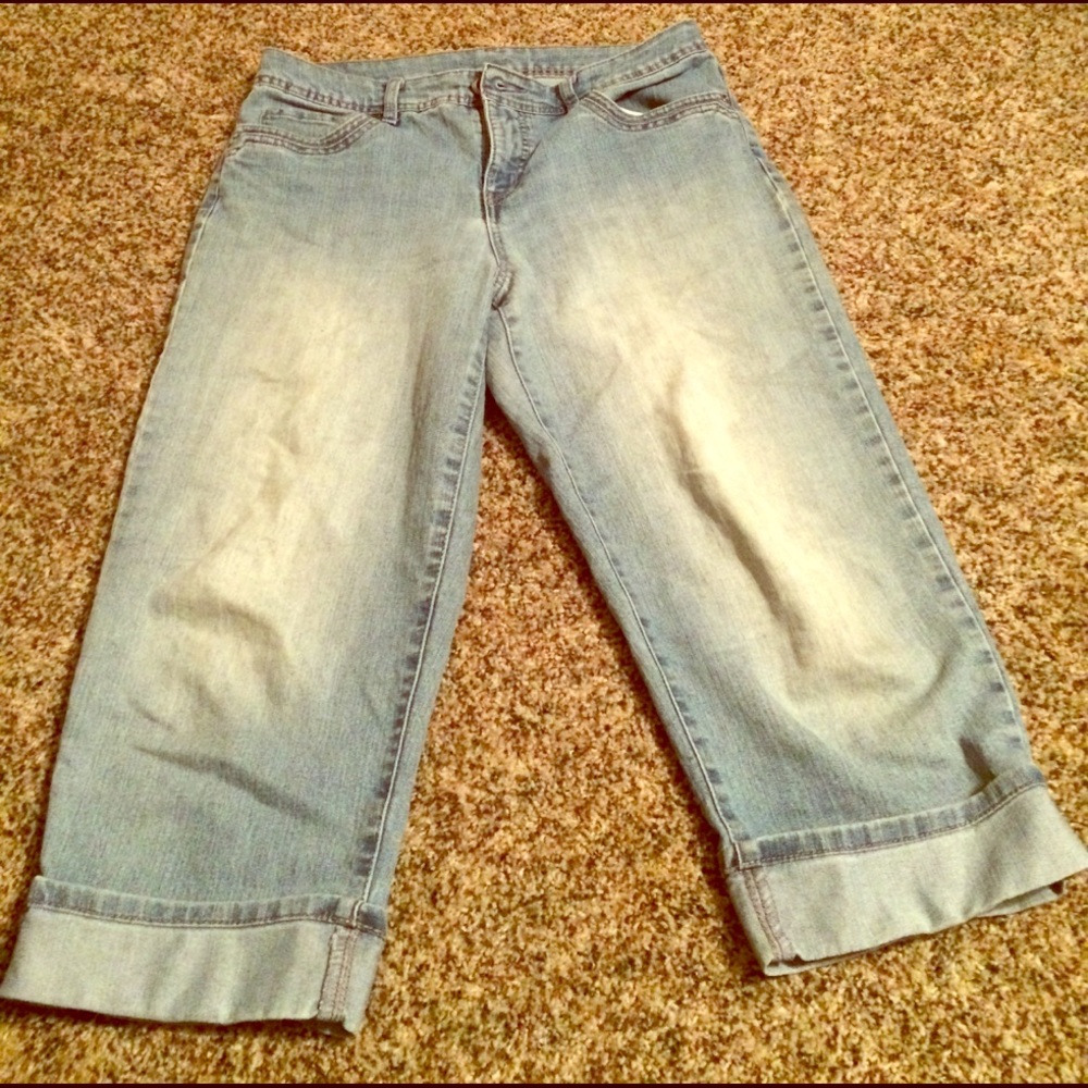 Size 10 Capris