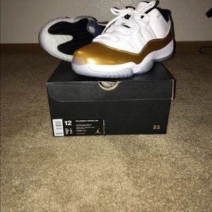 Meet your Posher, Corey