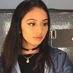 Meet your Posher, Fabi