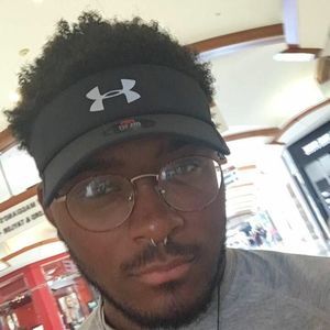 Meet your Posher, Nicholas