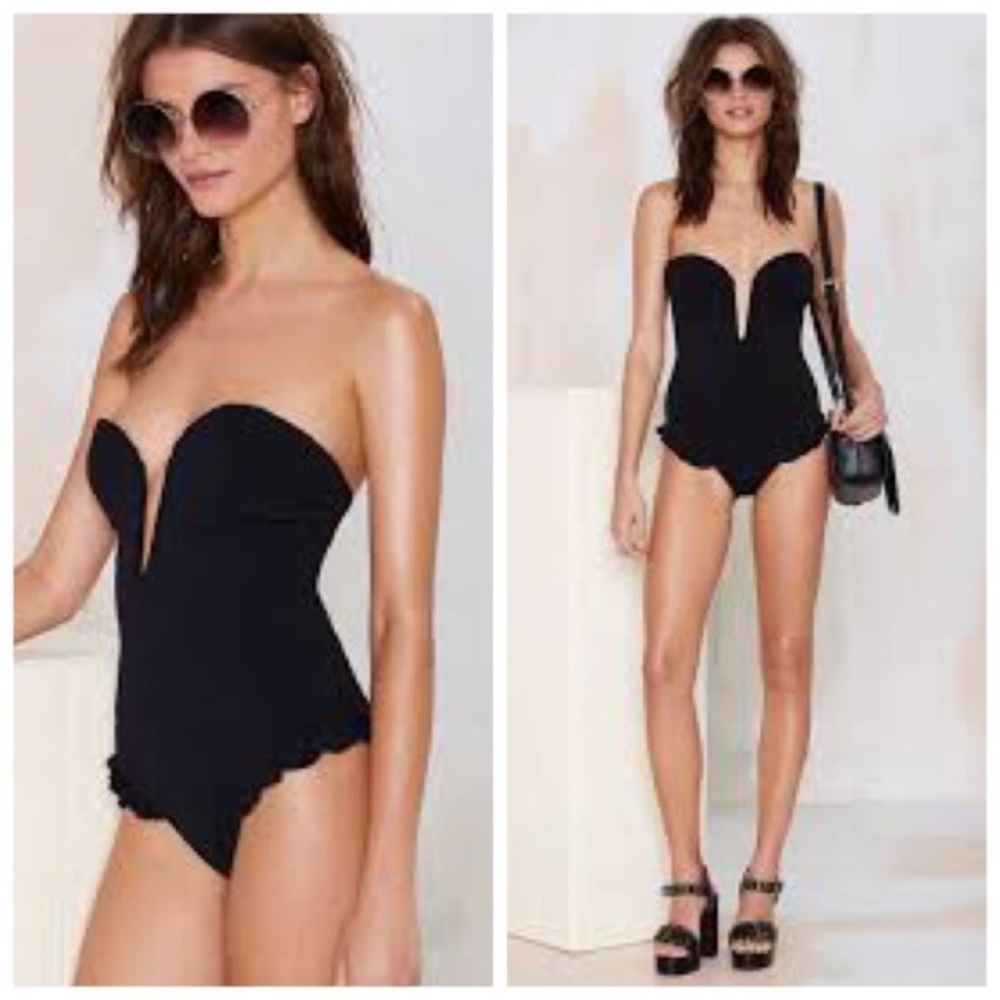 NWT Beach Riot x Stone Cold Fox Daphne One Piece