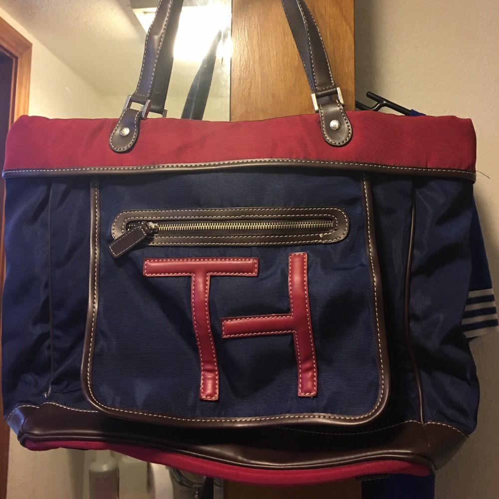 TOMMY HILFILGER BAG