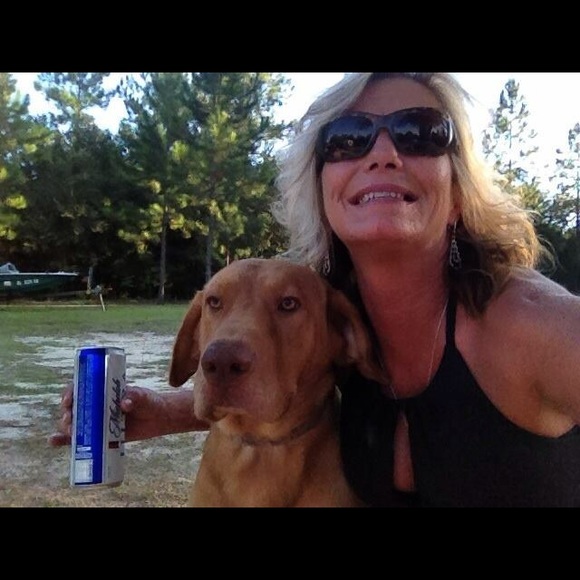 Meet your Posher, Debra - Picture 1 of 1