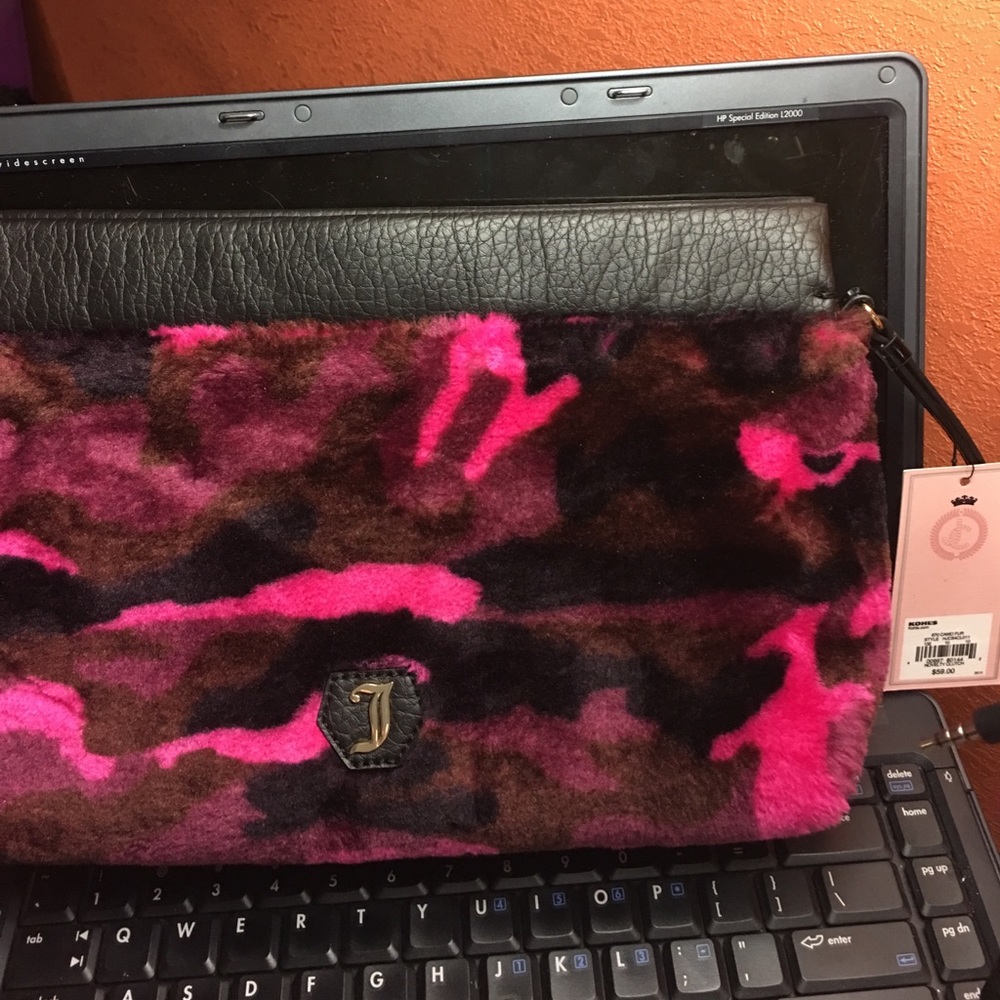 Juicy courture makeup bag