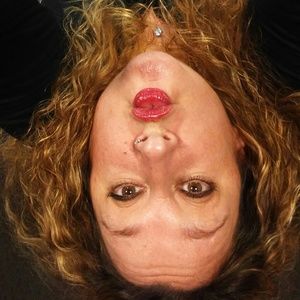 Meet your Posher, Michele