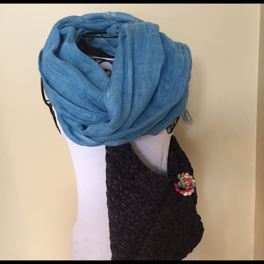 Beautiful Boutique quality scarf!