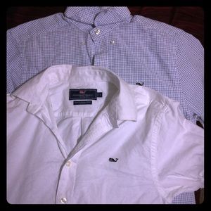 Two vineyard vines small button downs never worn
