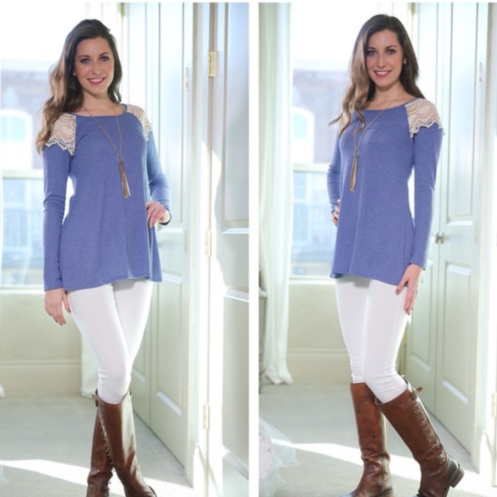 🎉HP 2/26/17🎉Blue Lace Shoulder Tunic!🎉